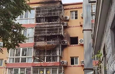 北京一小区起火5人不幸遇难，疑为电动车入户充电引起